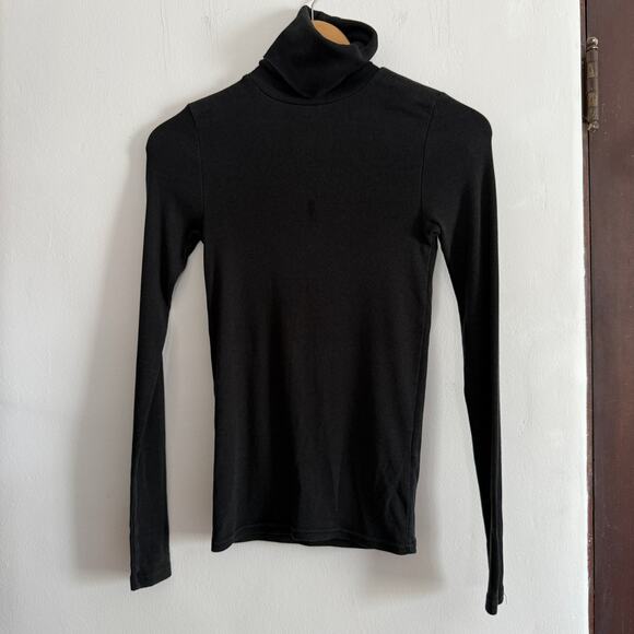 RALPH LAUREN | Classic Black Slim Fit Ribbed Turtleneck | Medium - Picture 1 of 4